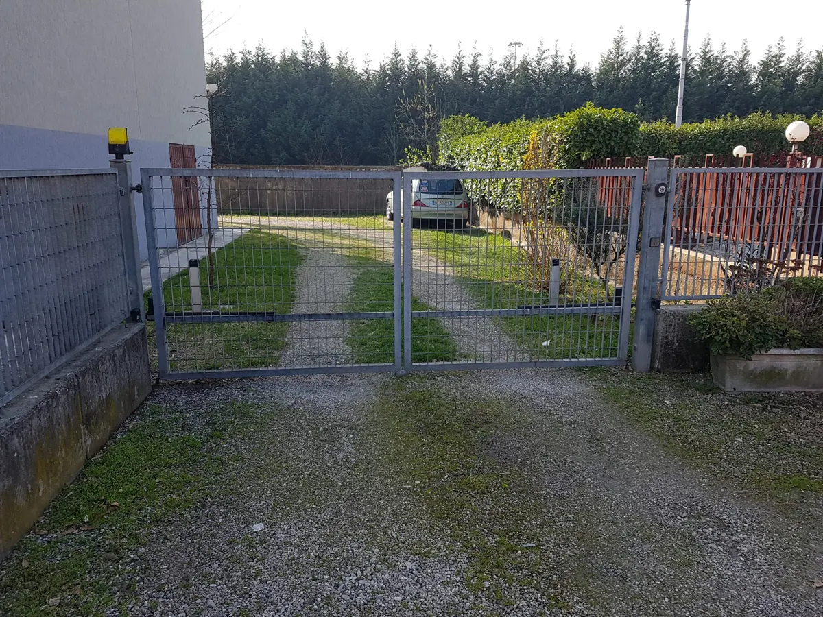 automazione cancelli Ditec Mariano Comense – lavoro 71545312